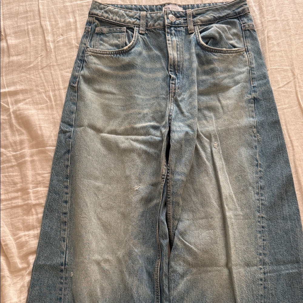 Zara Wide-Leg Vintage Wash Jeans